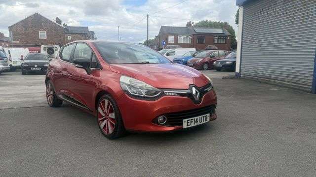 A 2014 RENAULT CLIO 1.5 dCi Dynamique S MediaNav Hatchback 5dr Diesel Manual Euro 5 (s/s) (90 p A 2014 RENAULT CLIO 1.5 dCi Dynamique S MediaNav Hatchback 5dr Diesel Manual Euro 5 (s/s) (90 p