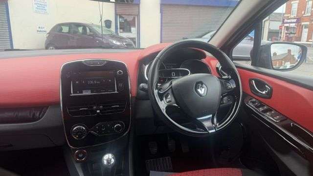2014 RENAULT CLIO 2014 RENAULT CLIO