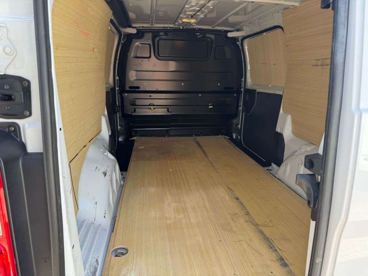 A 2023 PEUGEOT EXPERT 1.5 BlueHDi 1000 Asphalt Premium + Long Panel Van 6dr Diesel Manual LWB Eur A 2023 PEUGEOT EXPERT 1.5 BlueHDi 1000 Asphalt Premium + Long Panel Van 6dr Diesel Manual LWB Eur