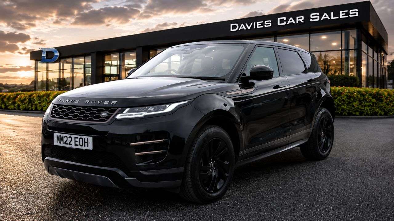 A 2022 LAND ROVER RANGE ROVER EVOQUE 2.0 D200 MHEV R-Dynamic S SUV 5dr Diesel Auto 4WD Euro 6 (s/s) (204 ps) A 2022 LAND ROVER RANGE ROVER EVOQUE 2.0 D200 MHEV R-Dynamic S SUV 5dr Diesel Auto 4WD Euro 6 (s/s) (204 ps)