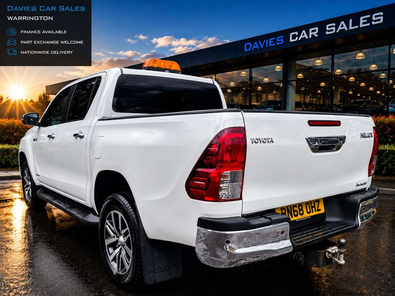 A 2018 TOYOTA HILUX 2.4 D-4D Invincible Pickup Double Cab 4dr Diesel Auto 4WD Euro 6 (s/s) (TSS A 2018 TOYOTA HILUX 2.4 D-4D Invincible Pickup Double Cab 4dr Diesel Auto 4WD Euro 6 (s/s) (TSS