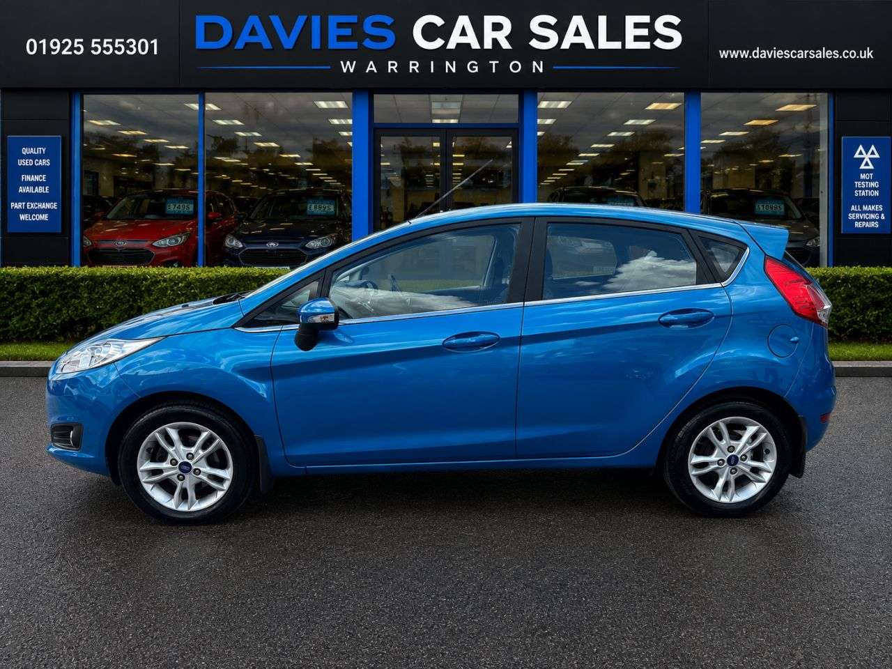 A 2015 FORD FIESTA 1.25 Zetec Hatchback 5dr Petrol Manual Euro 5 (82 ps) A 2015 FORD FIESTA 1.25 Zetec Hatchback 5dr Petrol Manual Euro 5 (82 ps)