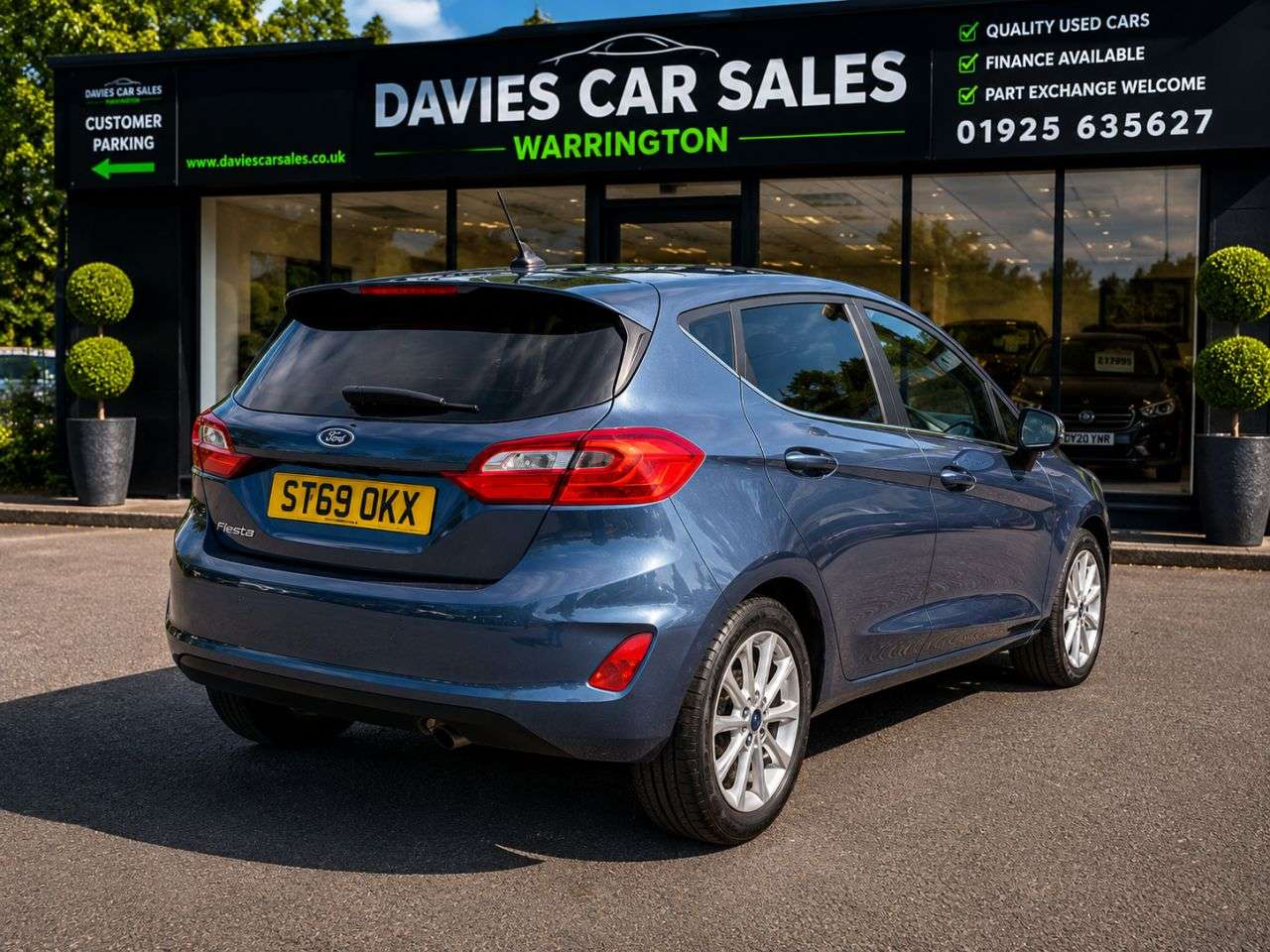A 2019 FORD FIESTA 1.0T EcoBoost GPF Titanium Hatchback 5dr Petrol Manual Euro 6 (s/s) (100 ps A 2019 FORD FIESTA 1.0T EcoBoost GPF Titanium Hatchback 5dr Petrol Manual Euro 6 (s/s) (100 ps
