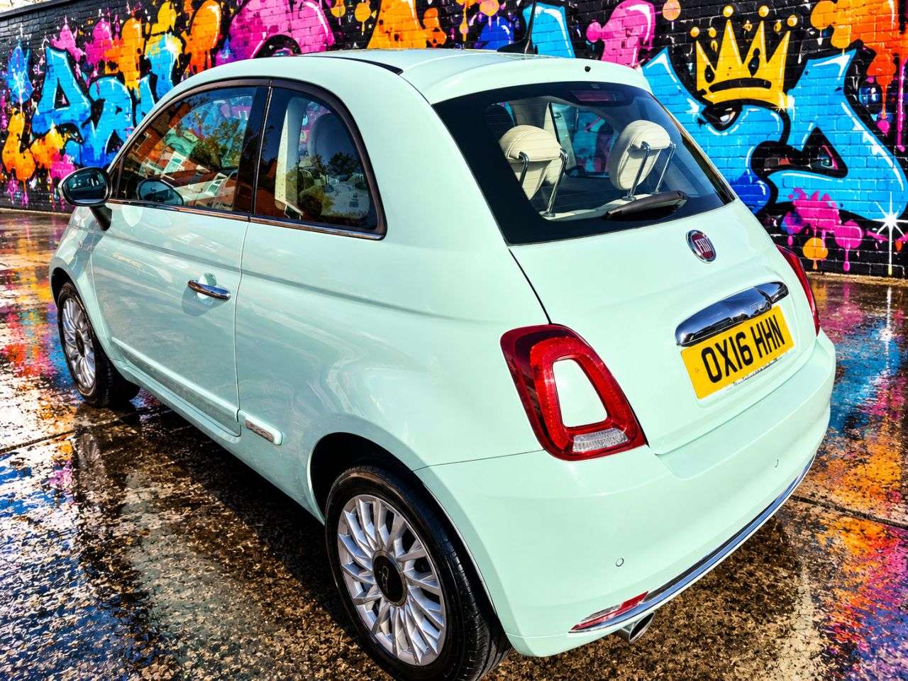 A 2016 FIAT 500 1.2 Lounge Hatchback 3dr Petrol Manual Euro 6 (s/s) (69 bhp) A 2016 FIAT 500 1.2 Lounge Hatchback 3dr Petrol Manual Euro 6 (s/s) (69 bhp)