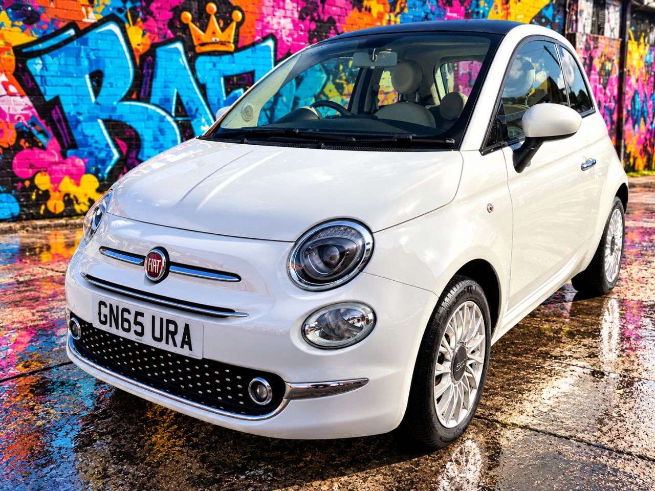 A 2015 FIAT 500 1.2 Lounge Hatchback 3dr Petrol Manual Euro 6 (s/s) (69 bhp) A 2015 FIAT 500 1.2 Lounge Hatchback 3dr Petrol Manual Euro 6 (s/s) (69 bhp)