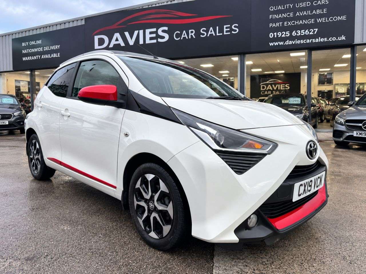 A 2019 TOYOTA AYGO 1.0 VVT-i x-trend 5dr Petrol x-shift Euro 6 (71 ps) A 2019 TOYOTA AYGO 1.0 VVT-i x-trend 5dr Petrol x-shift Euro 6 (71 ps)
