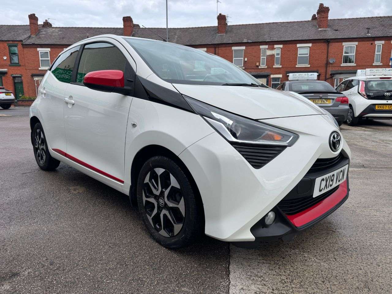 2019 TOYOTA AYGO 2019 TOYOTA AYGO