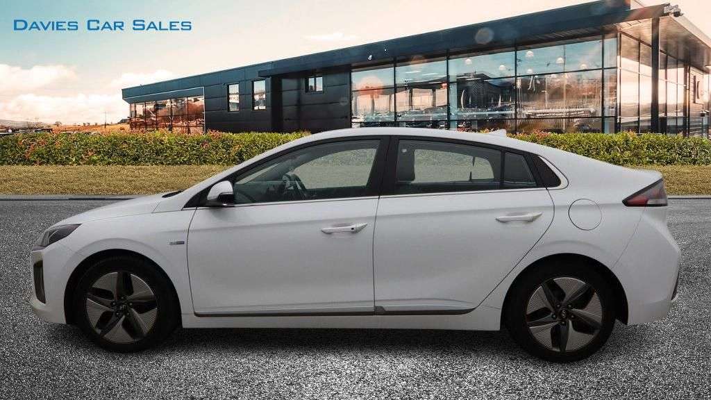 2021 HYUNDAI IONIQ 2021 HYUNDAI IONIQ