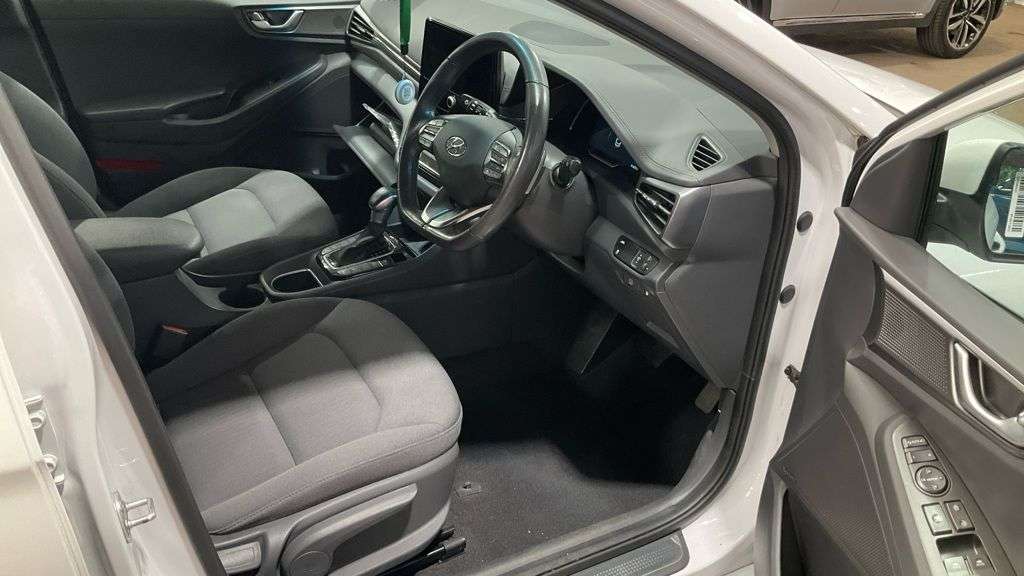 2021 HYUNDAI IONIQ 2021 HYUNDAI IONIQ