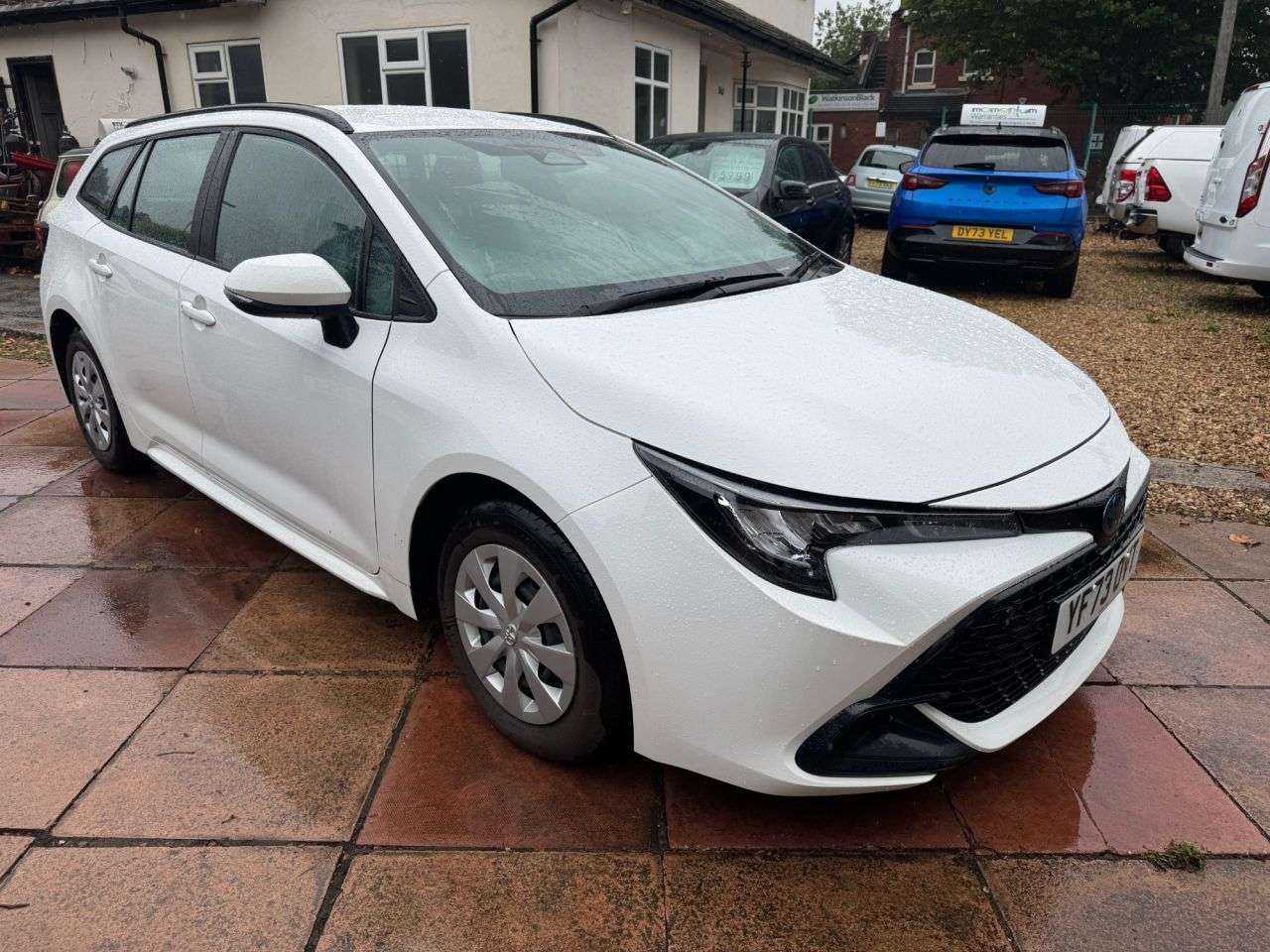 A 2023 TOYOTA COROLLA 1.8 VVT-h Car Derived Van 5dr Petrol Hybrid CVT Euro 6 (s/s) (140 ps) A 2023 TOYOTA COROLLA 1.8 VVT-h Car Derived Van 5dr Petrol Hybrid CVT Euro 6 (s/s) (140 ps)