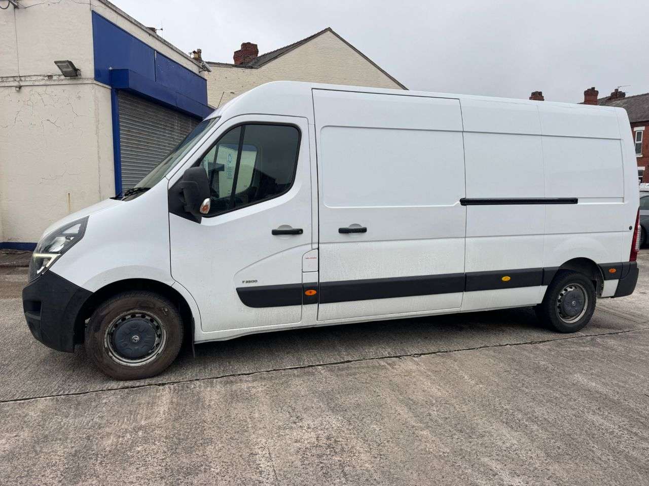 A 2020 VAUXHALL MOVANO 2.3 CDTi 3500 BiTurbo Edition Panel Van 5dr Diesel Manual FWD L3 H2 Euro 6 A 2020 VAUXHALL MOVANO 2.3 CDTi 3500 BiTurbo Edition Panel Van 5dr Diesel Manual FWD L3 H2 Euro 6