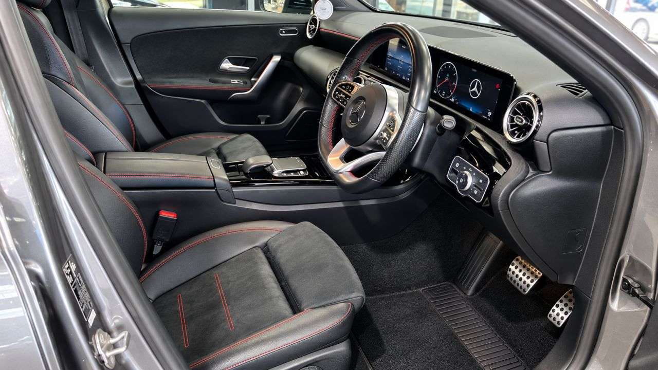 2021 MERCEDES-BENZ A CLASS 2021 MERCEDES-BENZ A CLASS
