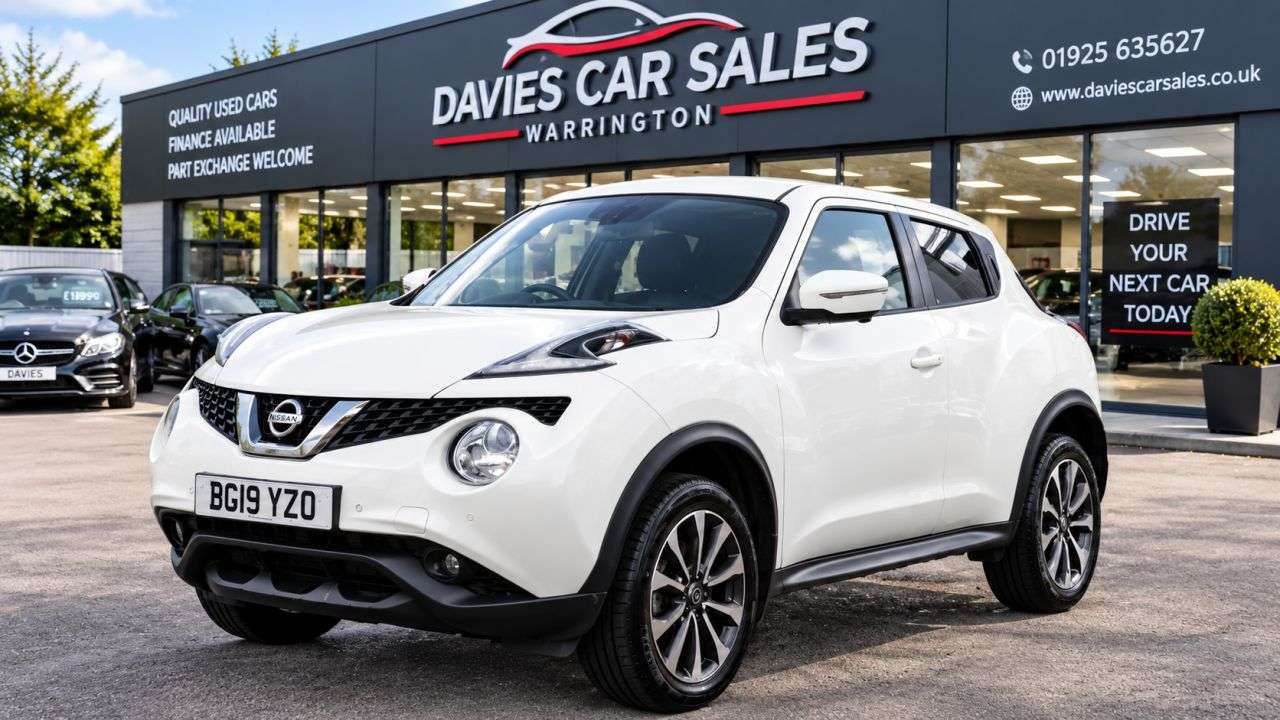 A 2019 NISSAN JUKE 1.6 Tekna SUV 5dr Petrol Manual Euro 6 (112 ps) A 2019 NISSAN JUKE 1.6 Tekna SUV 5dr Petrol Manual Euro 6 (112 ps)