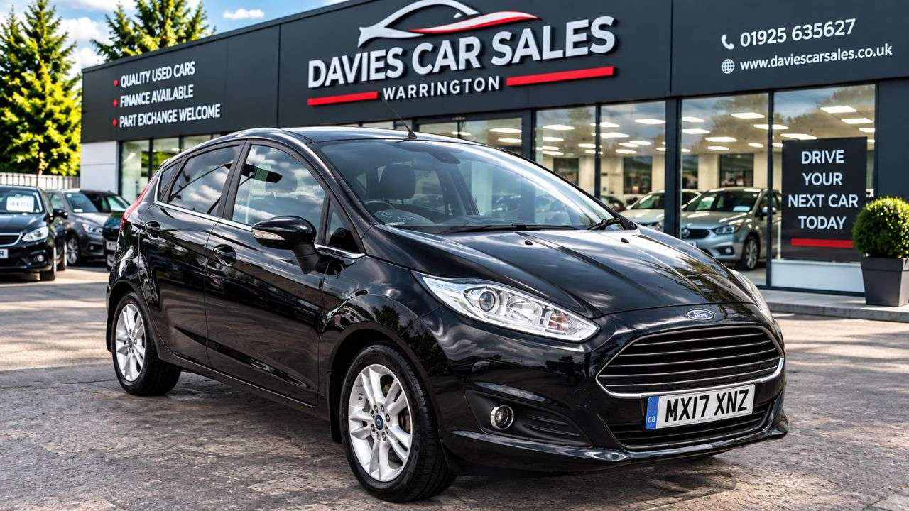 A 2017 FORD FIESTA 1.25 Zetec Hatchback 5dr Petrol Manual Euro 6 (82 ps) A 2017 FORD FIESTA 1.25 Zetec Hatchback 5dr Petrol Manual Euro 6 (82 ps)