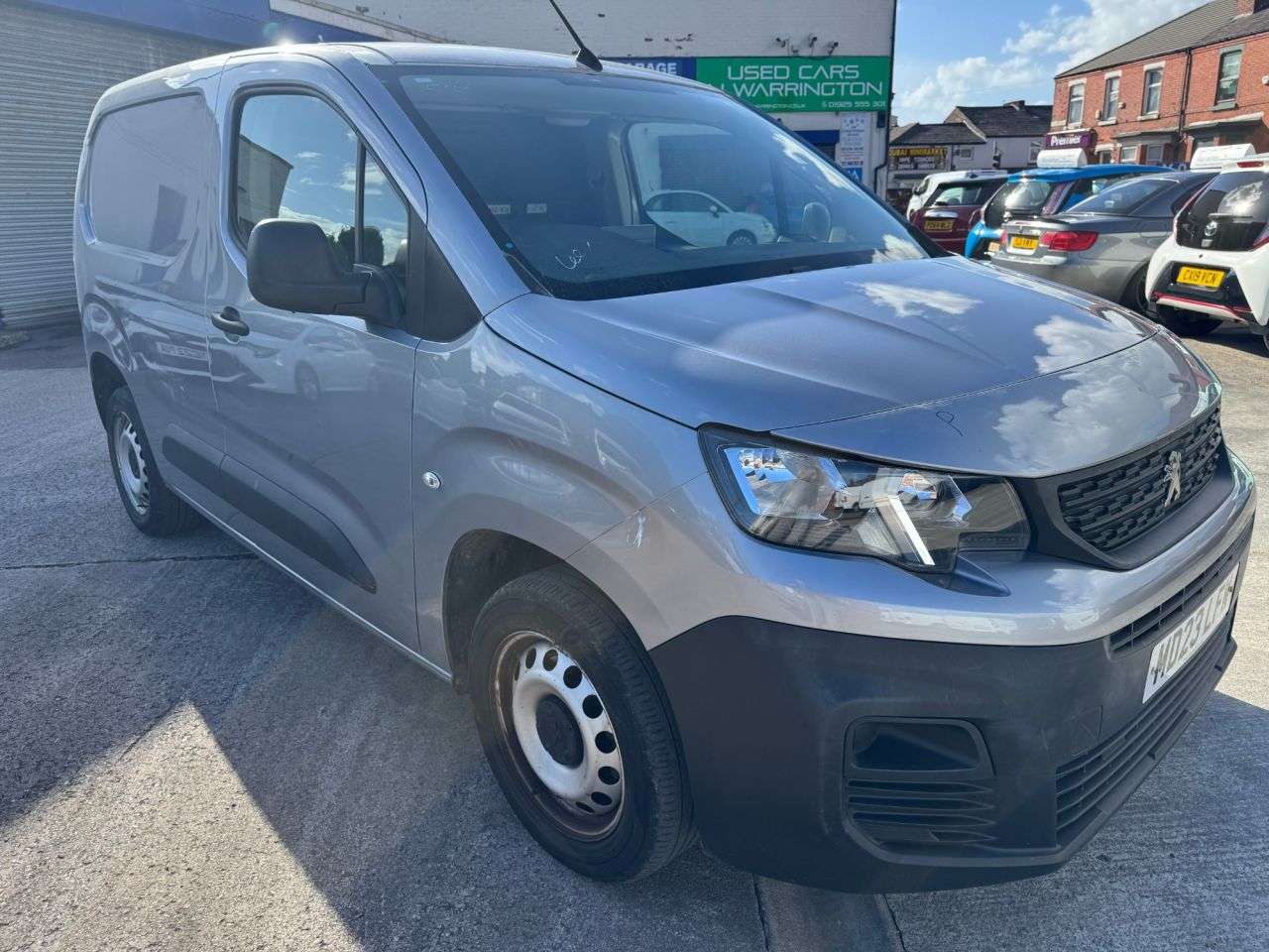 A 2023 PEUGEOT PARTNER 1.5 BlueHDi 1000 Professional Premium + Standard Panel Van 5dr Diesel Manua A 2023 PEUGEOT PARTNER 1.5 BlueHDi 1000 Professional Premium + Standard Panel Van 5dr Diesel Manua