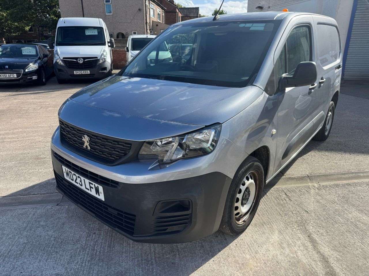 A 2023 PEUGEOT PARTNER 1.5 BlueHDi 1000 Professional Premium + Standard Panel Van 5dr Diesel Manua A 2023 PEUGEOT PARTNER 1.5 BlueHDi 1000 Professional Premium + Standard Panel Van 5dr Diesel Manua