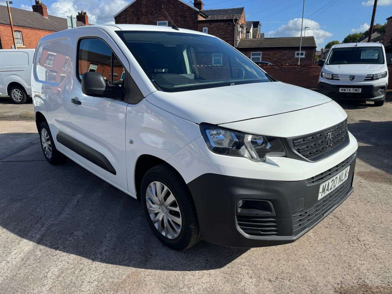 A 2024 PEUGEOT PARTNER 1.5 BlueHDi 1000 Professional Premium + Standard Panel Van 5dr Diesel Manua A 2024 PEUGEOT PARTNER 1.5 BlueHDi 1000 Professional Premium + Standard Panel Van 5dr Diesel Manua