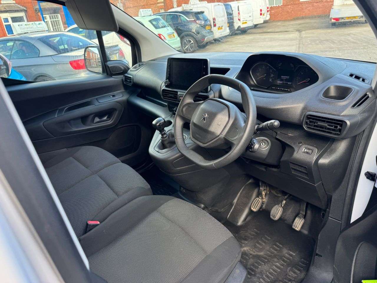 A 2020 PEUGEOT PARTNER 1.5 BlueHDi 1000 Professional Standard Panel Van 5dr Diesel Manual SWB Euro A 2020 PEUGEOT PARTNER 1.5 BlueHDi 1000 Professional Standard Panel Van 5dr Diesel Manual SWB Euro