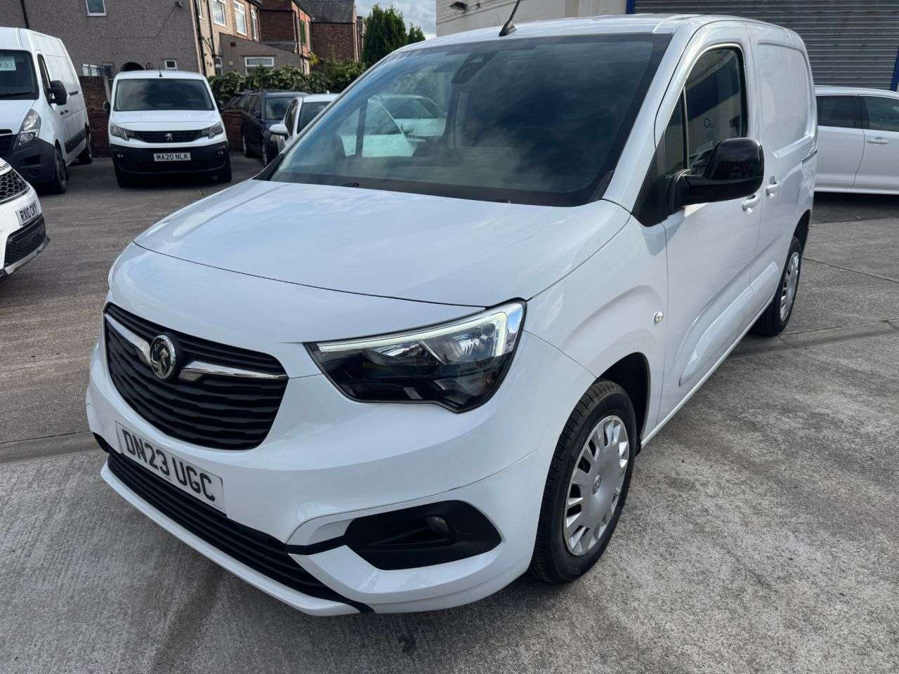 A 2023 VAUXHALL COMBO 1.5 Turbo D 2300 Pro Panel Van 5dr Diesel Manual L1 H1 Euro 6 (s/s) (100 ps A 2023 VAUXHALL COMBO 1.5 Turbo D 2300 Pro Panel Van 5dr Diesel Manual L1 H1 Euro 6 (s/s) (100 ps