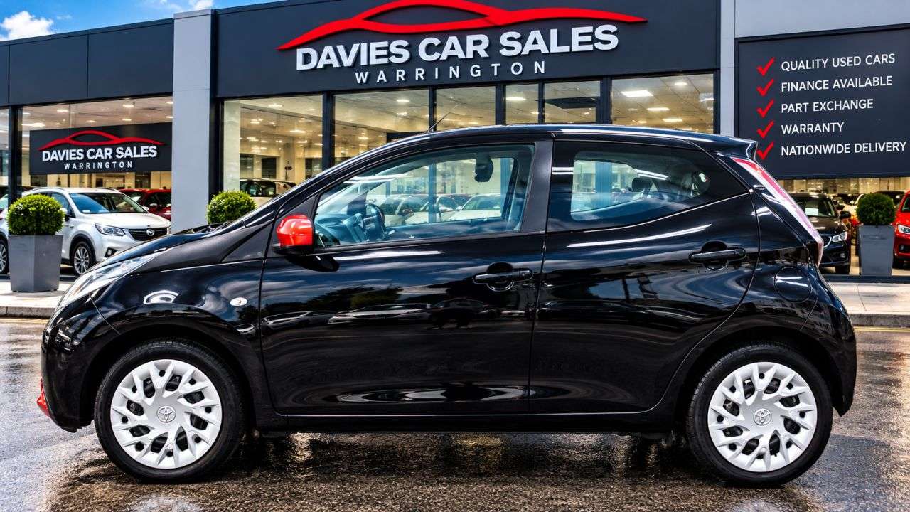 A 2016 TOYOTA AYGO 1.0 VVT-i x-play Hatchback 5dr Petrol Manual Euro 5 Euro 5 (68 ps) A 2016 TOYOTA AYGO 1.0 VVT-i x-play Hatchback 5dr Petrol Manual Euro 5 Euro 5 (68 ps)