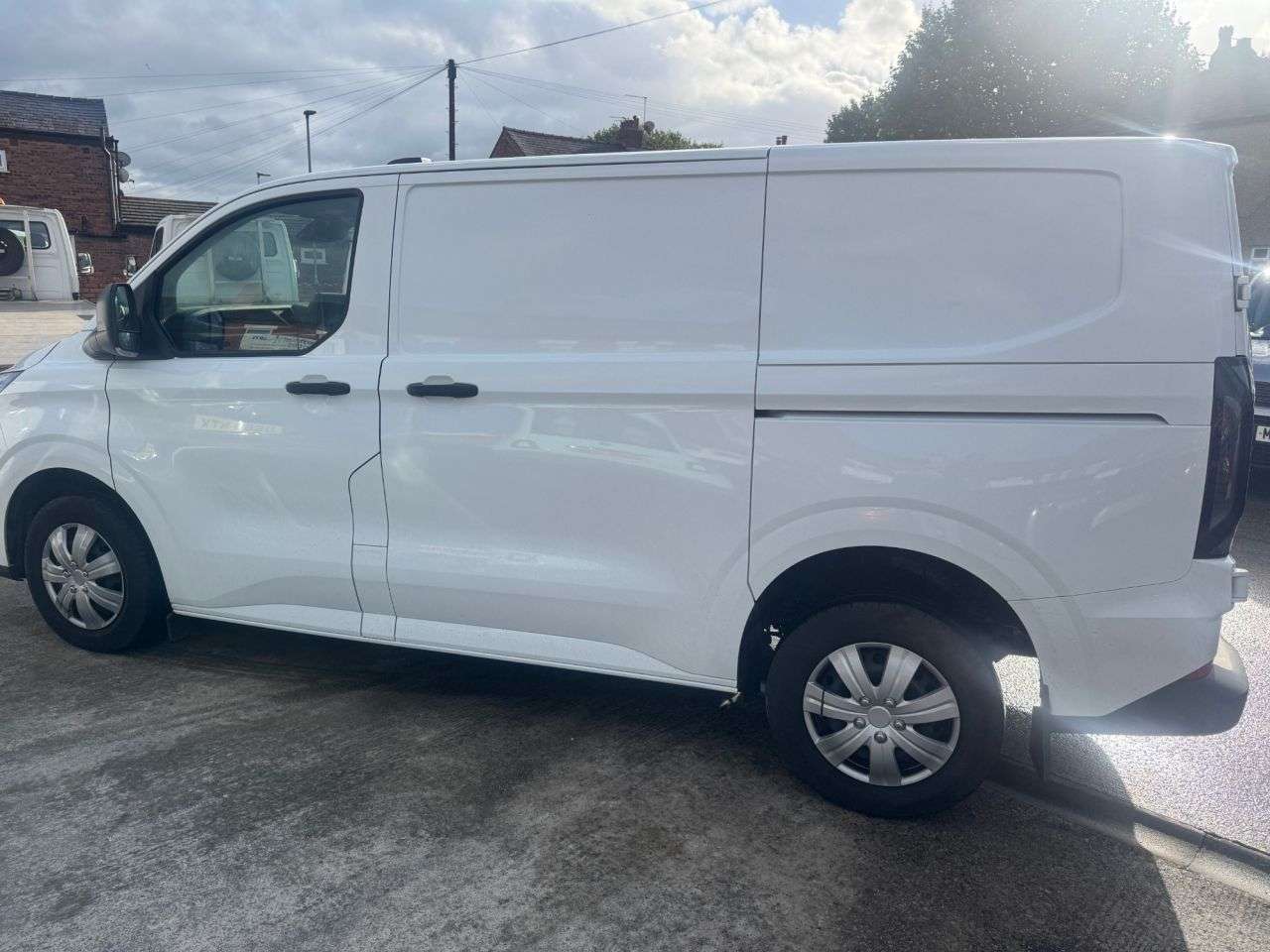 A 2024 FORD TRANSIT CUSTOM 2.0 300 EcoBlue Trend Panel Van 5dr Diesel Auto L1 H1 Euro 6 (s/s) (136 ps) A 2024 FORD TRANSIT CUSTOM 2.0 300 EcoBlue Trend Panel Van 5dr Diesel Auto L1 H1 Euro 6 (s/s) (136 ps)