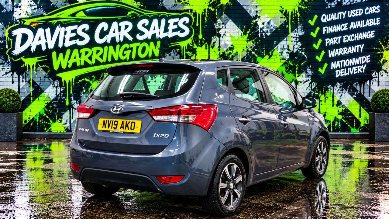 A 2019 HYUNDAI IX20 1.6 SE Nav Hatchback 5dr Petrol Auto Euro 6 (125 ps) A 2019 HYUNDAI IX20 1.6 SE Nav Hatchback 5dr Petrol Auto Euro 6 (125 ps)