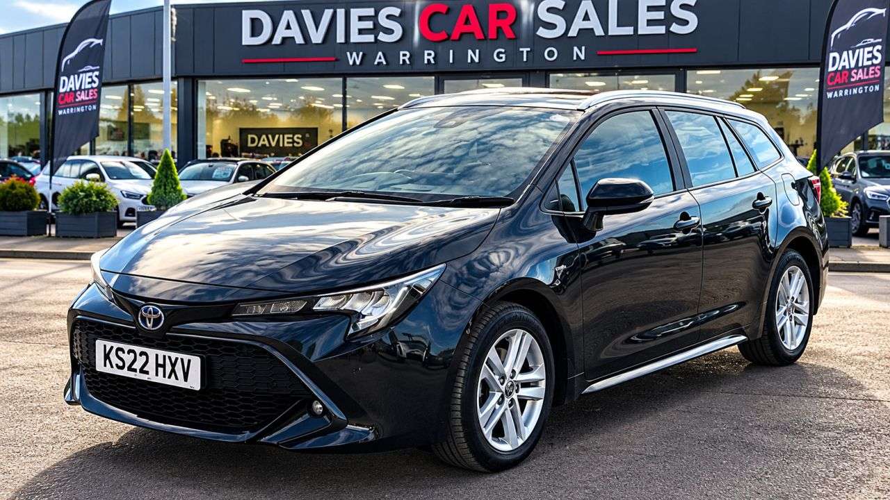 A 2022 TOYOTA COROLLA 1.8 VVT-h GPF Icon Tech Touring Sports 5dr Petrol Hybrid CVT Euro 6 (s/s) ( A 2022 TOYOTA COROLLA 1.8 VVT-h GPF Icon Tech Touring Sports 5dr Petrol Hybrid CVT Euro 6 (s/s) (