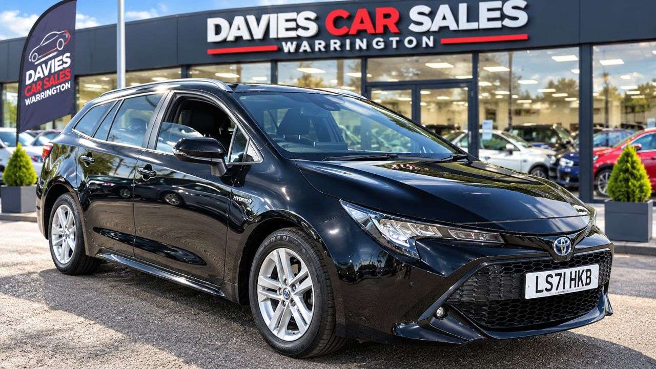 A 2021 TOYOTA COROLLA 1.8 VVT-h GPF Icon Tech Touring Sports 5dr Petrol Hybrid CVT Euro 6 (s/s) ( A 2021 TOYOTA COROLLA 1.8 VVT-h GPF Icon Tech Touring Sports 5dr Petrol Hybrid CVT Euro 6 (s/s) (