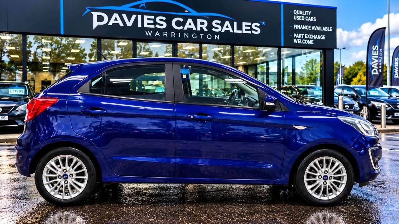 A 2019 FORD KA+ 1.2 Ti-VCT Zetec Hatchback 5dr Petrol Manual Euro 6 (s/s) (85 ps) A 2019 FORD KA+ 1.2 Ti-VCT Zetec Hatchback 5dr Petrol Manual Euro 6 (s/s) (85 ps)