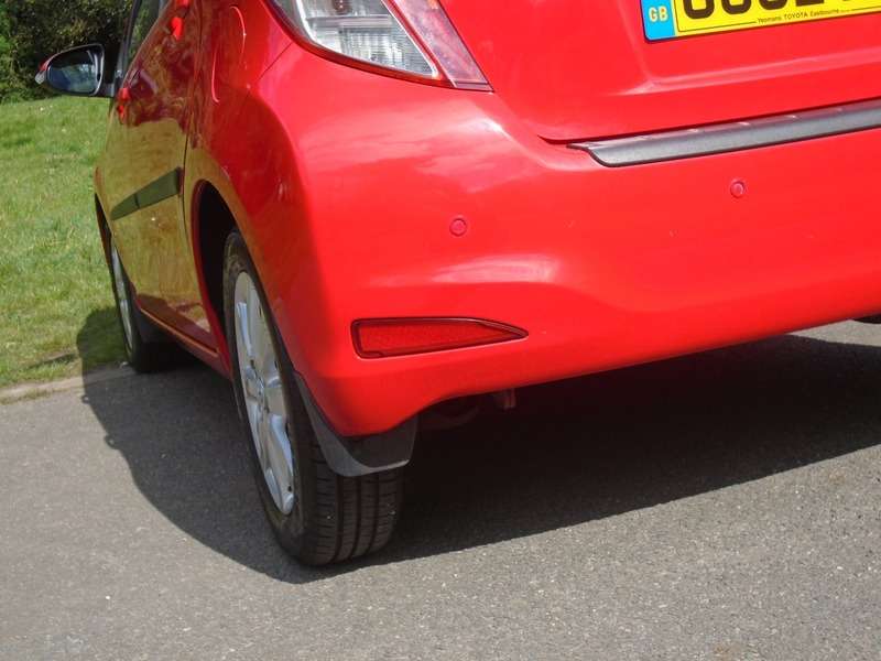 2012 TOYOTA YARIS 2012 TOYOTA YARIS