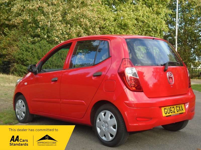 A 2012 HYUNDAI I10 CLASSIC A 2012 HYUNDAI I10 CLASSIC