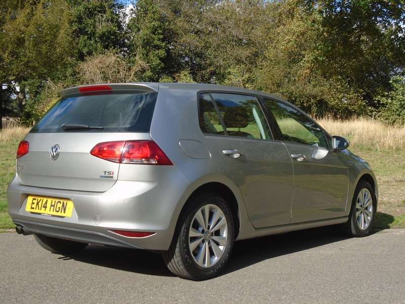 A 2014 VOLKSWAGEN GOLF SE TSI BLUEMOTION TECHNOLOGY DSG A 2014 VOLKSWAGEN GOLF SE TSI BLUEMOTION TECHNOLOGY DSG