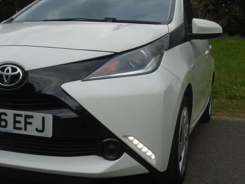 2016 TOYOTA AYGO 2016 TOYOTA AYGO