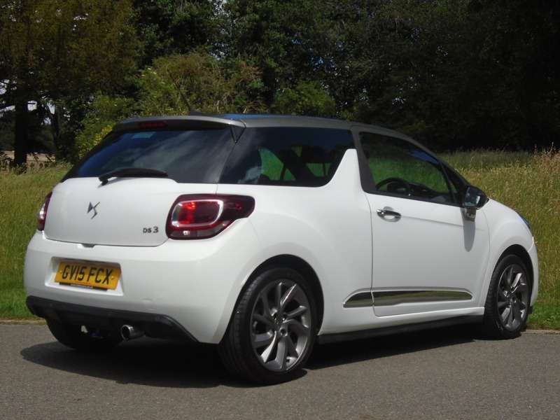 A 2015 DS DS 3 PURETECH DSTYLE NAV S/S A 2015 DS DS 3 PURETECH DSTYLE NAV S/S