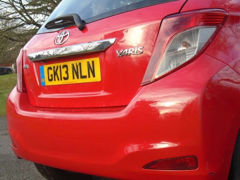 2013 TOYOTA YARIS 2013 TOYOTA YARIS