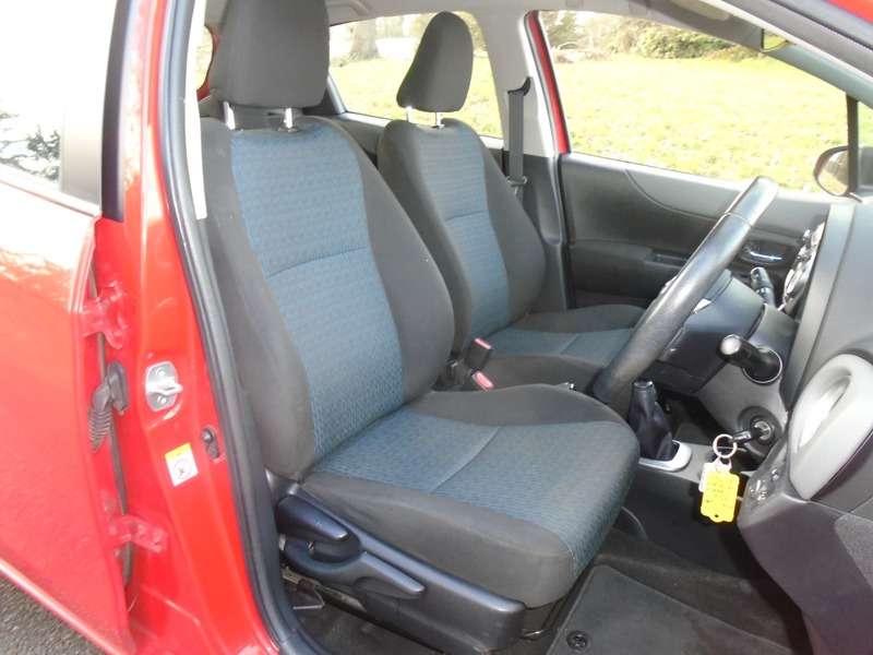 2013 TOYOTA YARIS 2013 TOYOTA YARIS