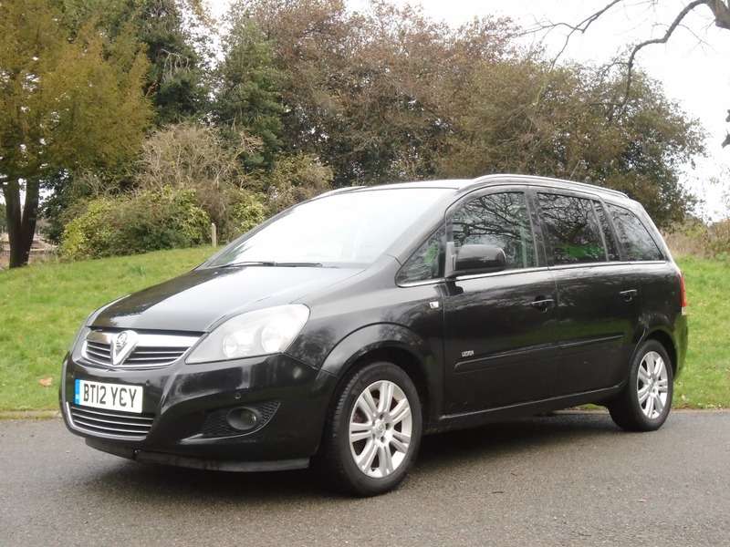 A 2012 VAUXHALL ZAFIRA DESIGN A 2012 VAUXHALL ZAFIRA DESIGN