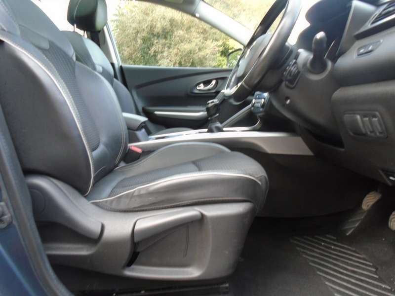 2016 RENAULT KADJAR 2016 RENAULT KADJAR