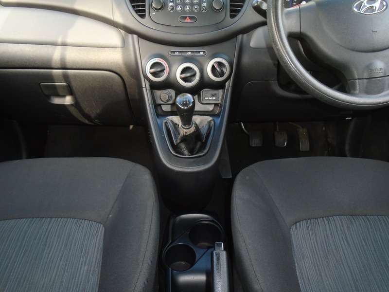 2012 HYUNDAI I10 2012 HYUNDAI I10