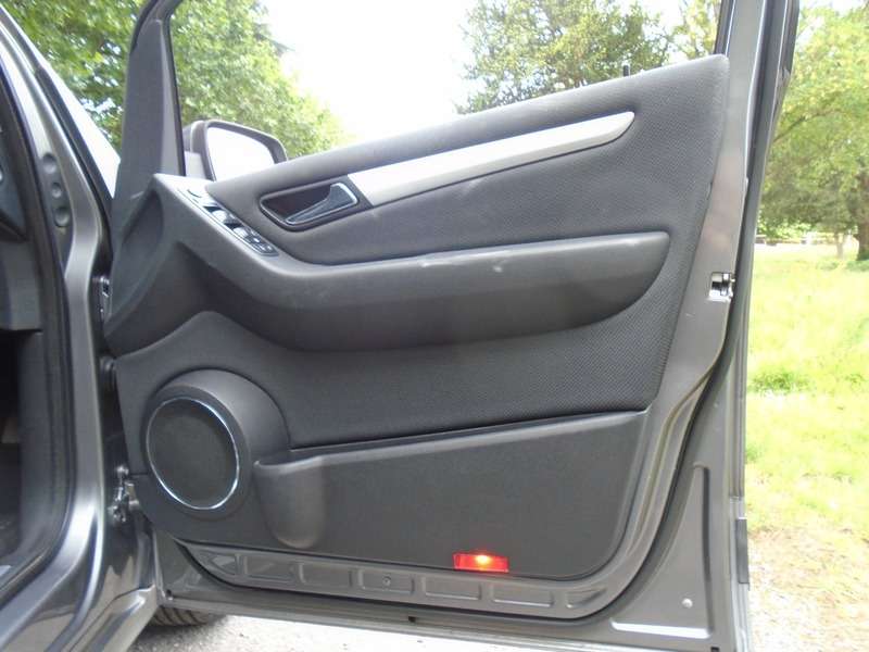 2011 MERCEDES A CLASS 2011 MERCEDES A CLASS