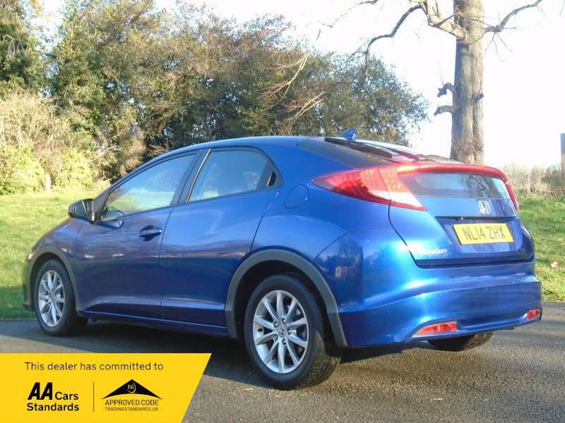 A 2014 HONDA CIVIC I-VTEC ES-T A 2014 HONDA CIVIC I-VTEC ES-T