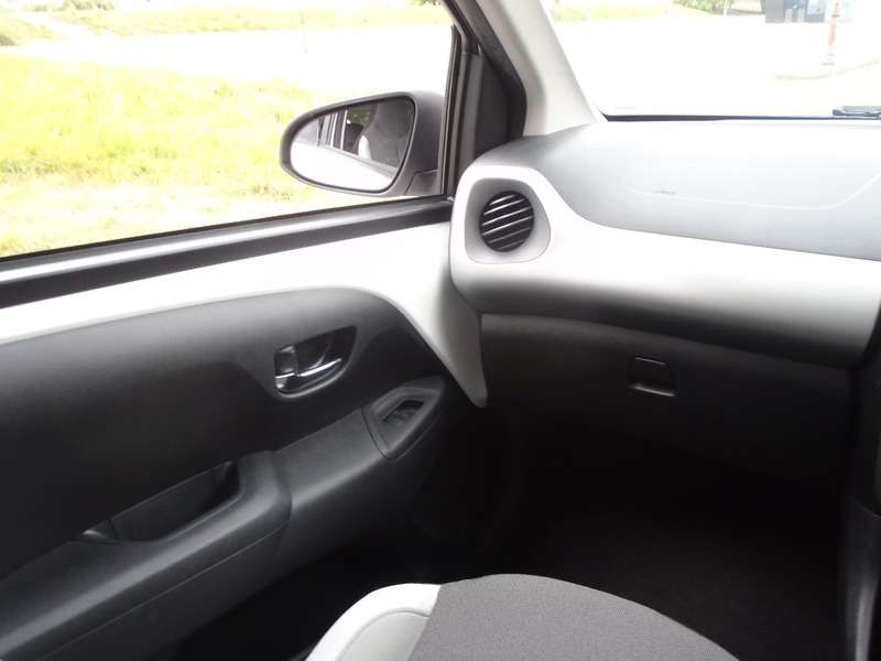 2016 TOYOTA AYGO 2016 TOYOTA AYGO