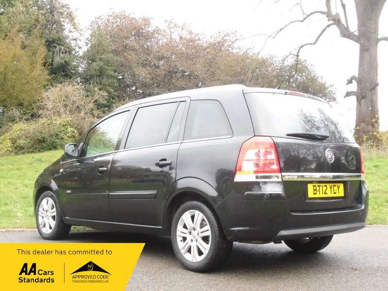 A 2012 VAUXHALL ZAFIRA DESIGN A 2012 VAUXHALL ZAFIRA DESIGN