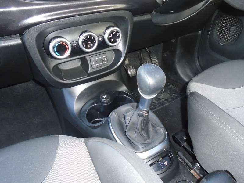 2015 FIAT 500L 2015 FIAT 500L