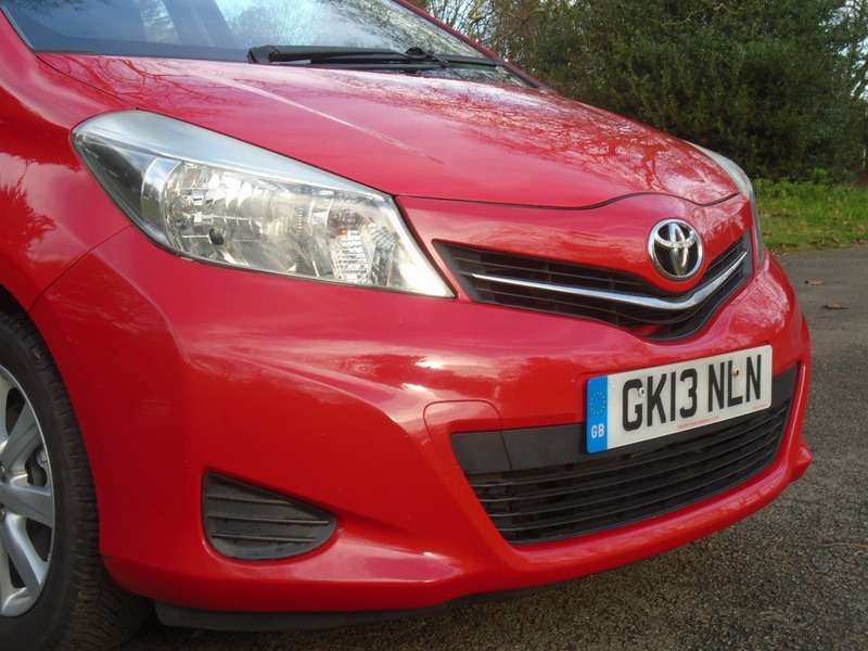 2013 TOYOTA YARIS 2013 TOYOTA YARIS