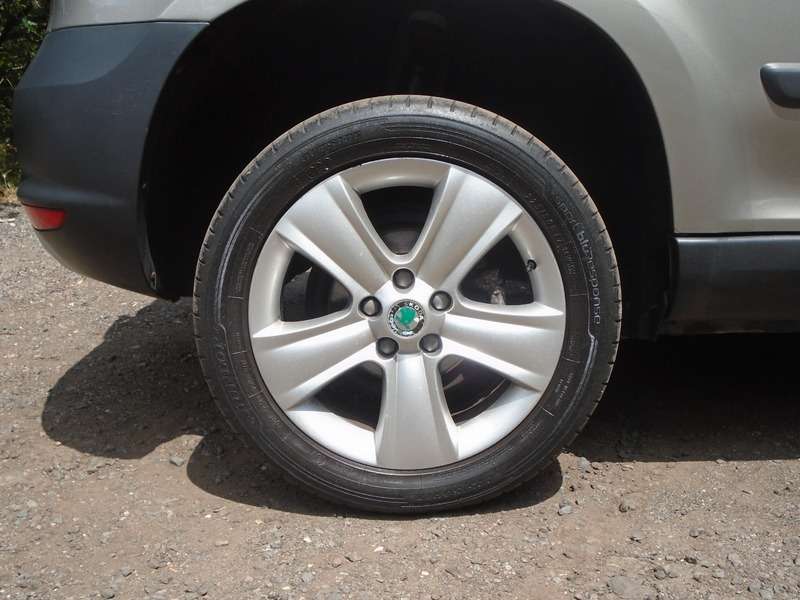 2012 SKODA YETI 2012 SKODA YETI