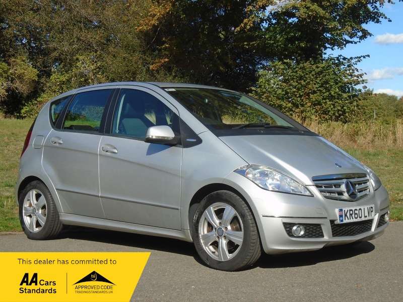 A 2011 MERCEDES A CLASS A180 BLUEEFFICIENCY AVANTGARDE SE A 2011 MERCEDES A CLASS A180 BLUEEFFICIENCY AVANTGARDE SE