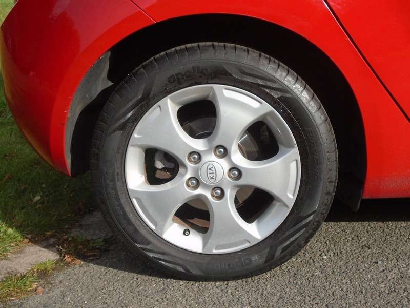 2011 KIA VENGA 2011 KIA VENGA