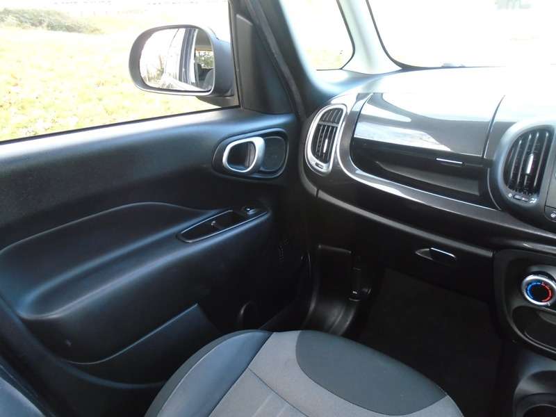 2015 FIAT 500L 2015 FIAT 500L