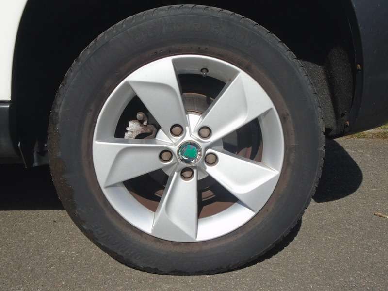 2012 SKODA YETI 2012 SKODA YETI